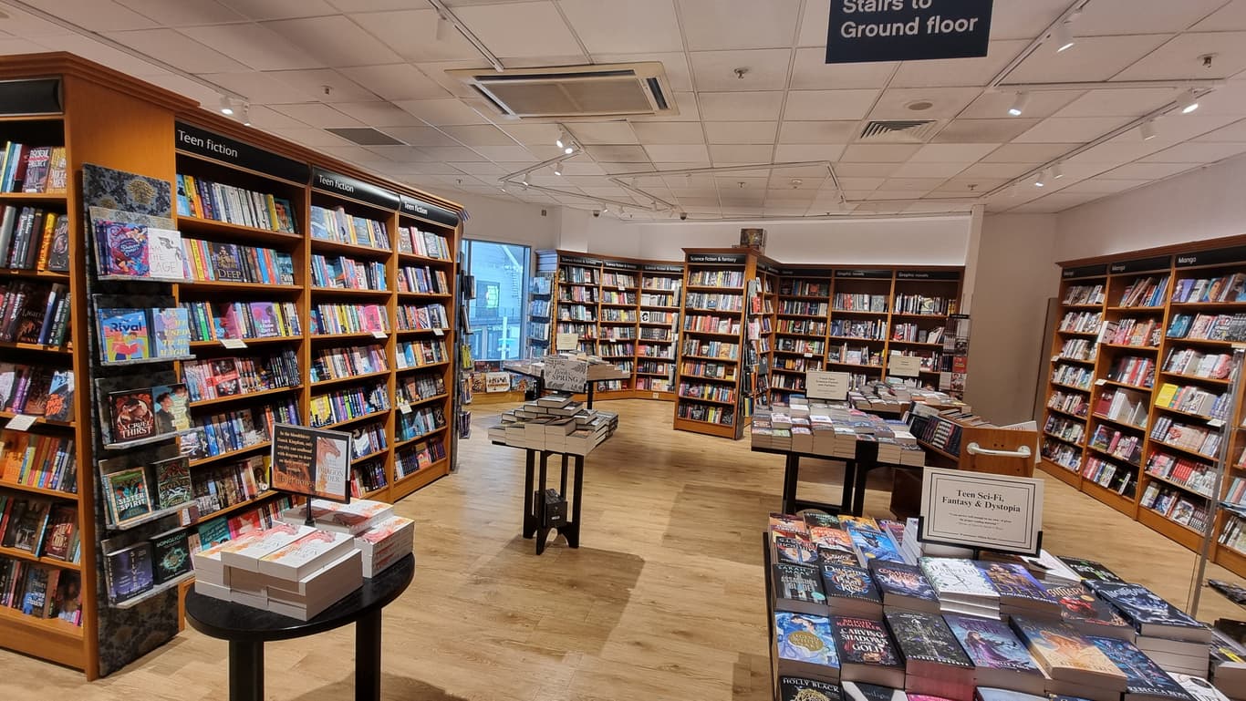 Waterstone's is a bookshop in Midsummer Place | MyMK.cc